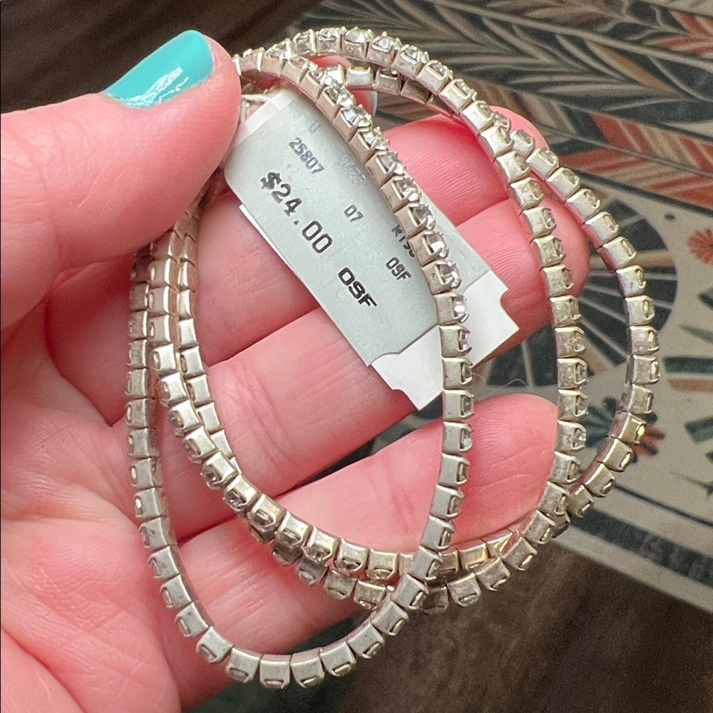 Vintage to Modern Estate Jewelry Lot - Picture 9 of 13